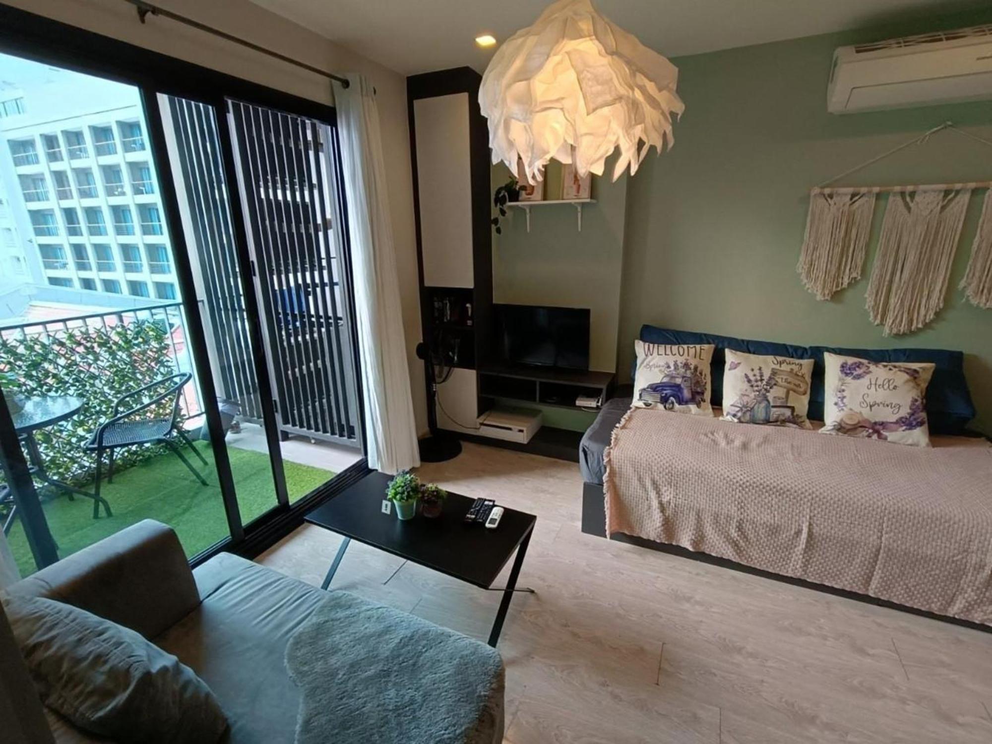 The Base Central Pattaya By Mickey Εξωτερικό φωτογραφία