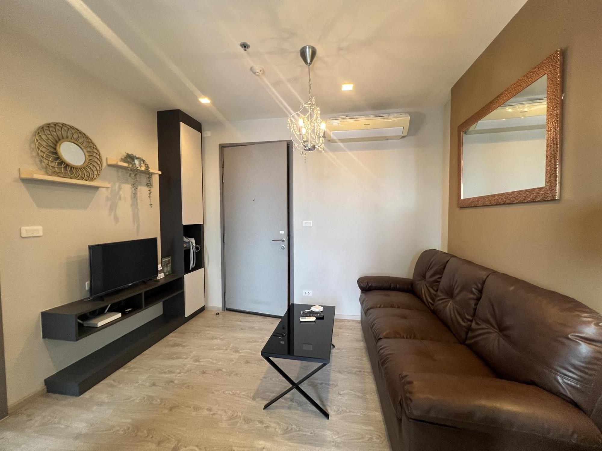 The Base Central Pattaya By Mickey Εξωτερικό φωτογραφία