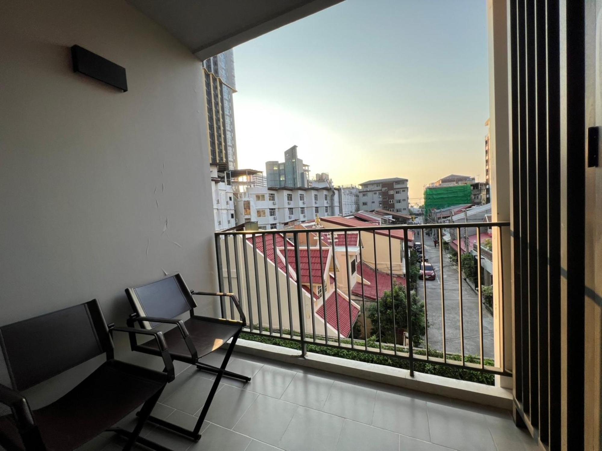 The Base Central Pattaya By Mickey Εξωτερικό φωτογραφία