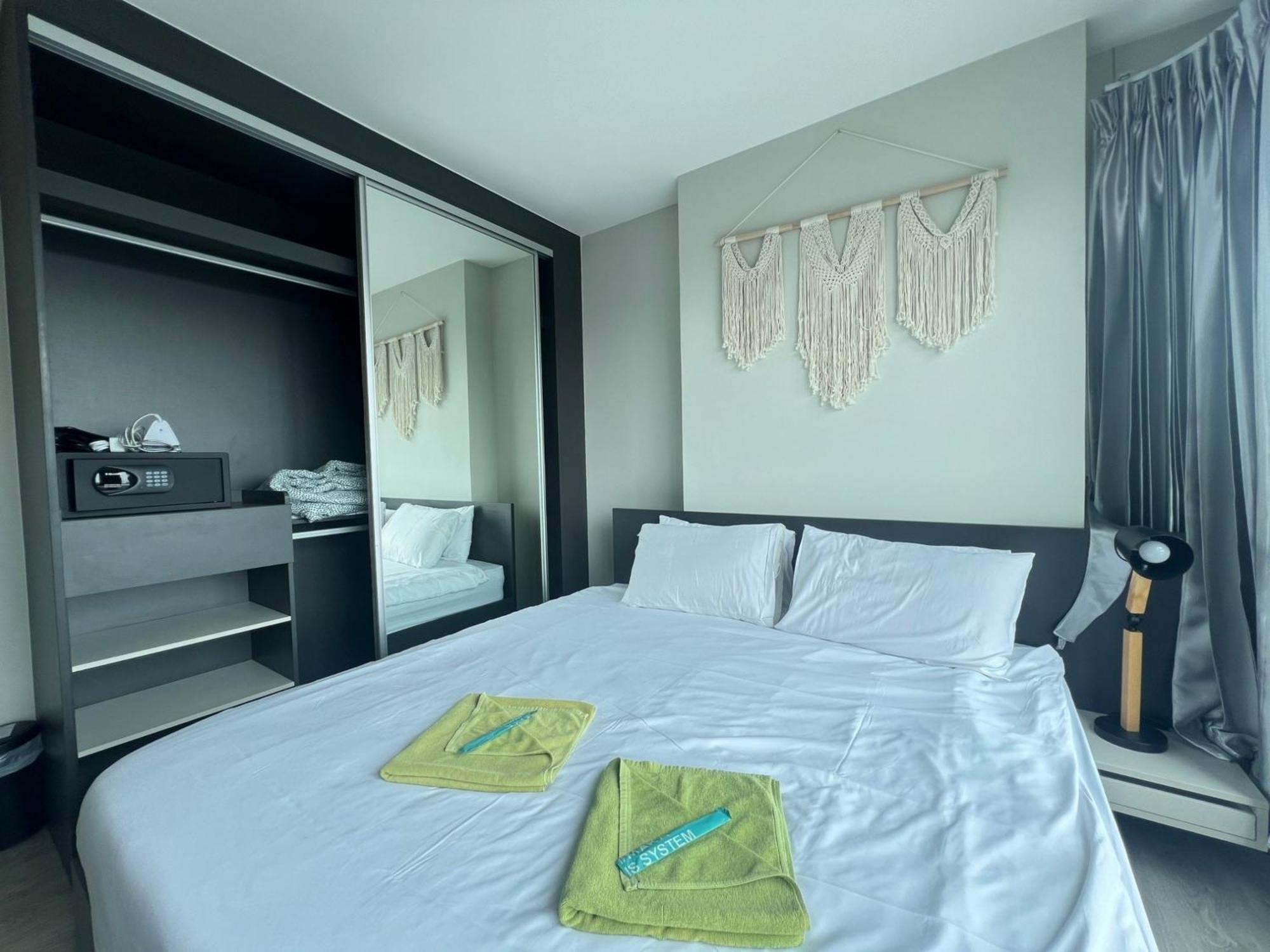 The Base Central Pattaya By Mickey Εξωτερικό φωτογραφία