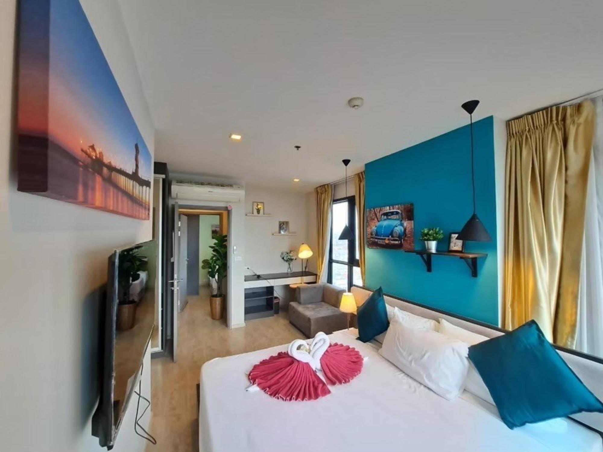 The Base Central Pattaya By Mickey Εξωτερικό φωτογραφία