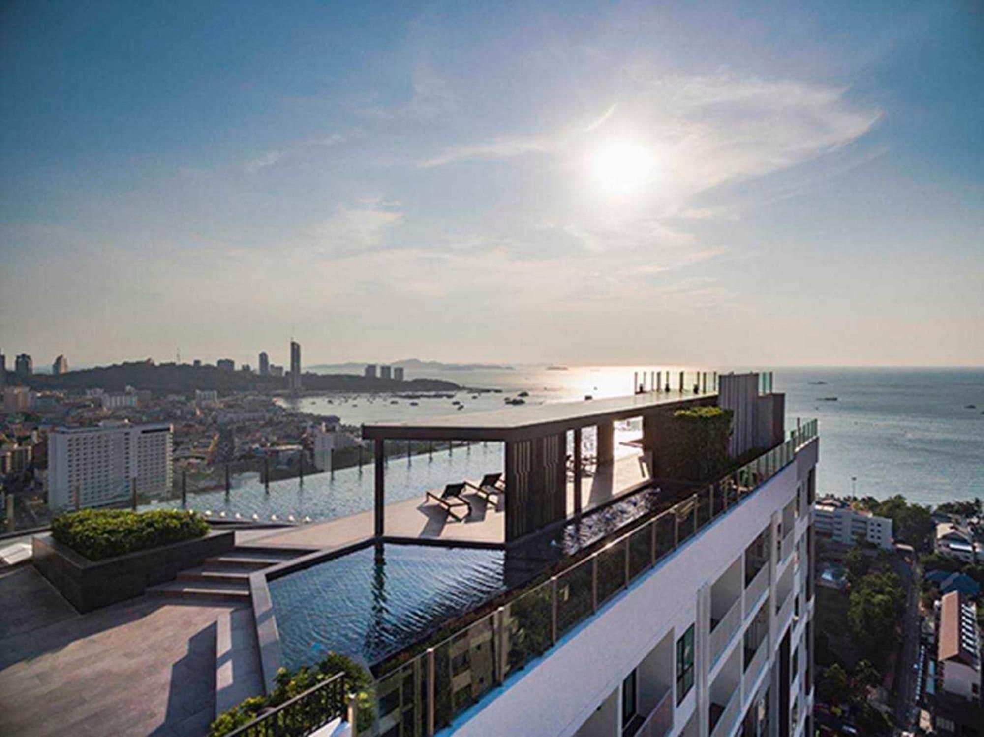 The Base Central Pattaya By Mickey Εξωτερικό φωτογραφία