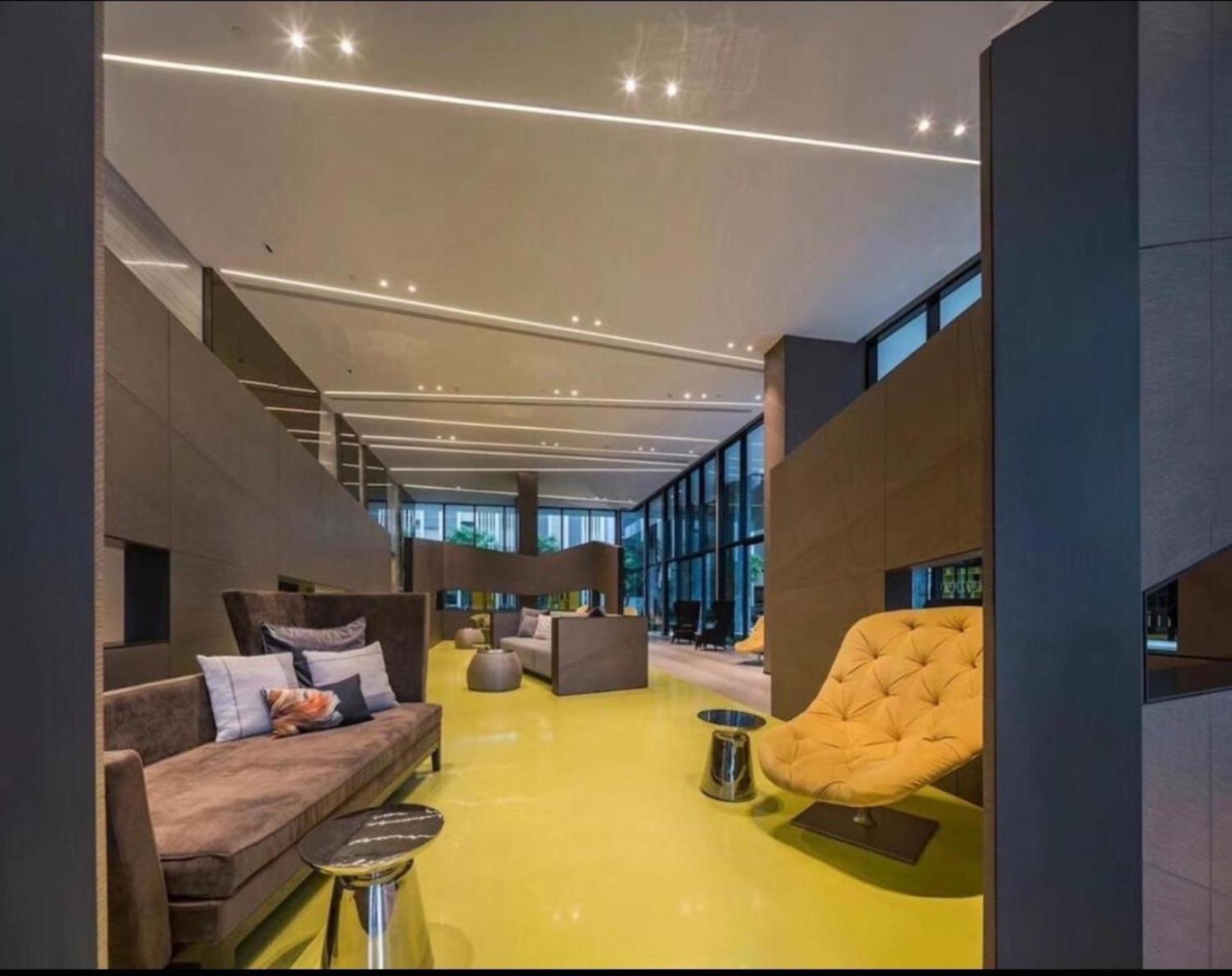 The Base Central Pattaya By Mickey Εξωτερικό φωτογραφία
